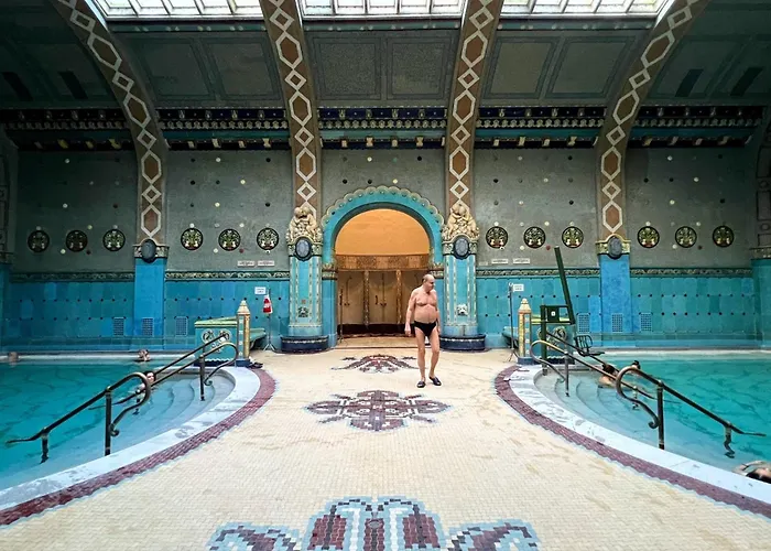 Chic Flat Walk To Opera & Ruin Pubs * Budapeşte