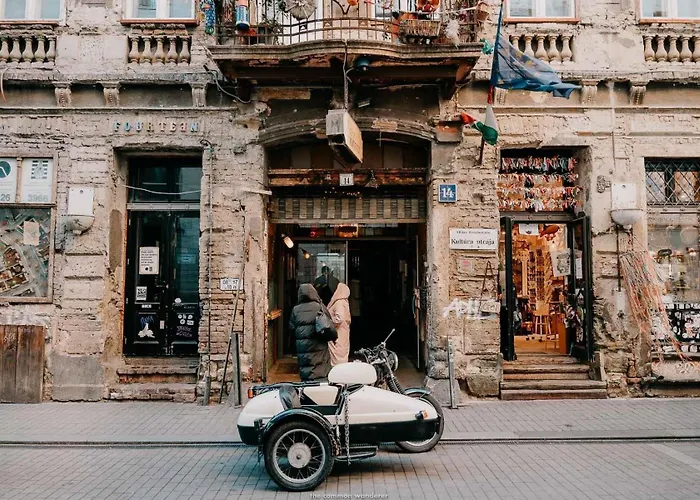 Διαμέρισμα Chic Flat Walk To Opera & Ruin Pubs *