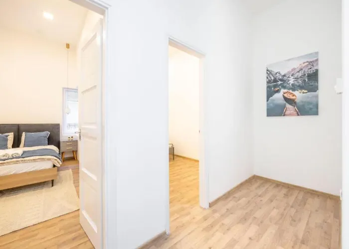 شقة Chic Flat Walk To Opera & Ruin Pubs بودابست